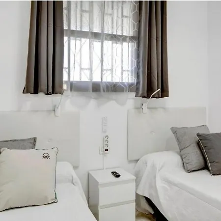 Fayser 108 Beachfront With Direct Pool Access From Terrace Apartment *